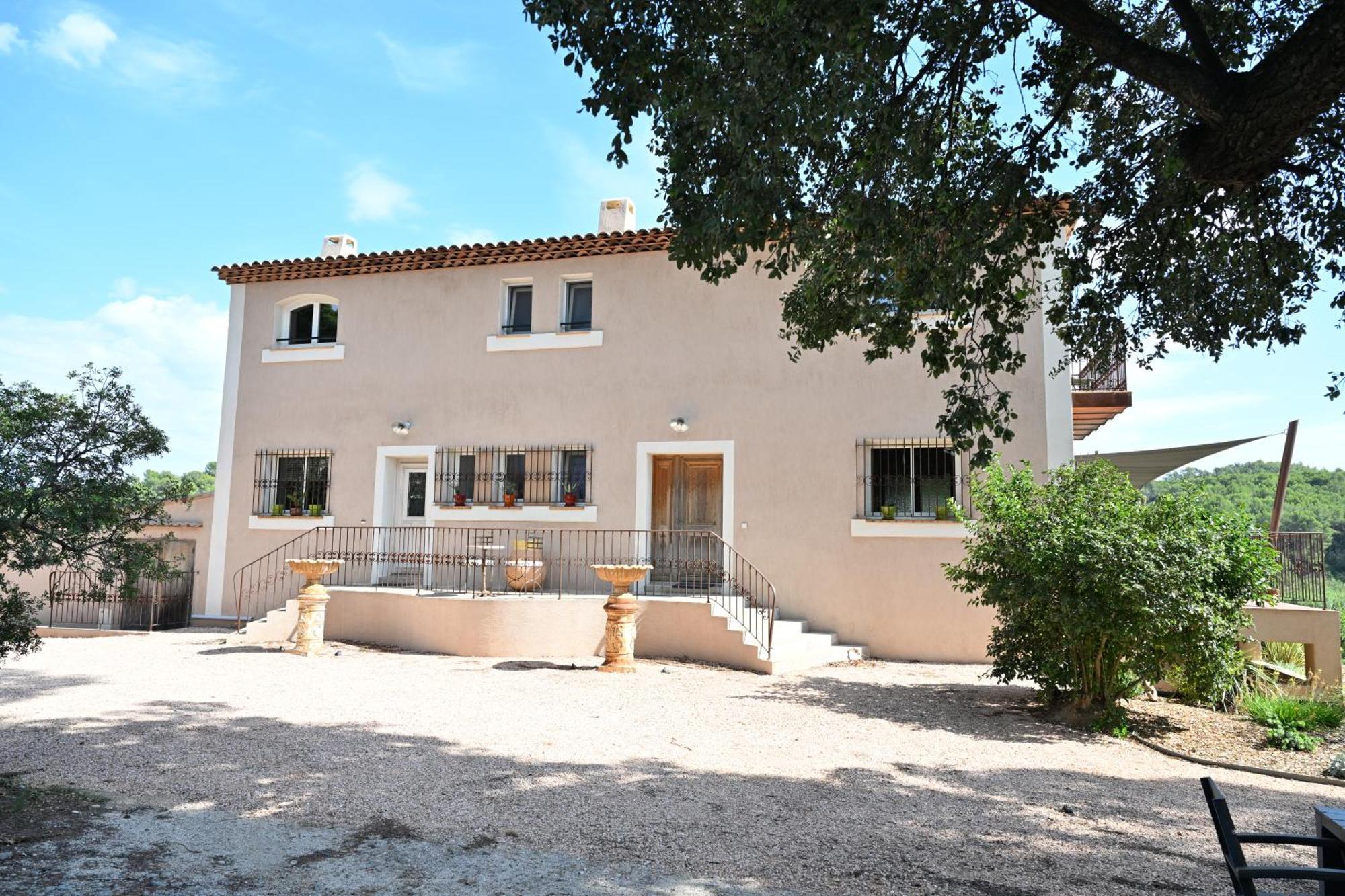 Sous Les Pins Gites Et Chambres D'Hotes La Londe-les-Maures ภายนอก รูปภาพ